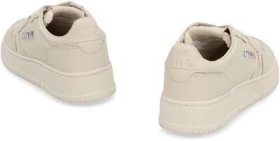 Autry Sneakers In Neutral