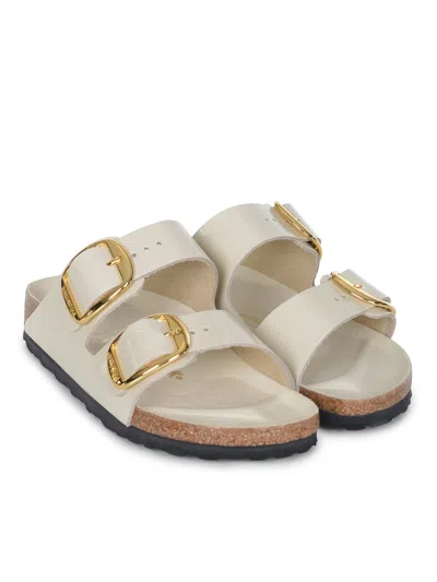 Birkenstock Arizona Big Buckle Leather Slides With Buckle In Neutral