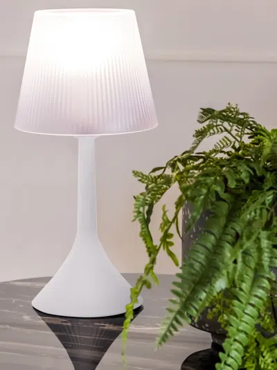 Vesta Duse Wireless Lamp