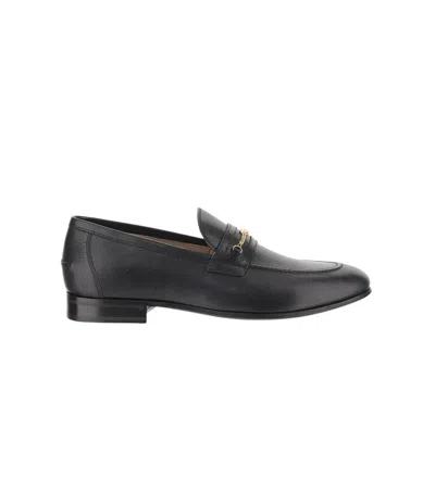 Valentino Garavani Vlogo Signautre Leather Loafers In Black