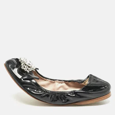 Pre-owned Miu Miu Black Patent Leather Crystal Embellished Scrunch Ballet Flats Size 38