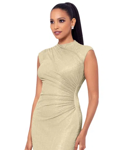 Betsy & Adam Petite Ruched Metallic Crinkle Gown In Gold