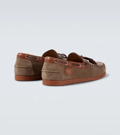 Valentino Garavani Palm Avenue Crust Leather Boat Shoes In Brown