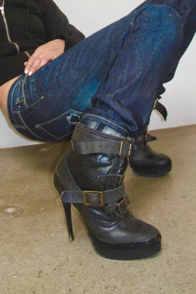 Ar25 Burberry Shearling Heeled Moto Boots