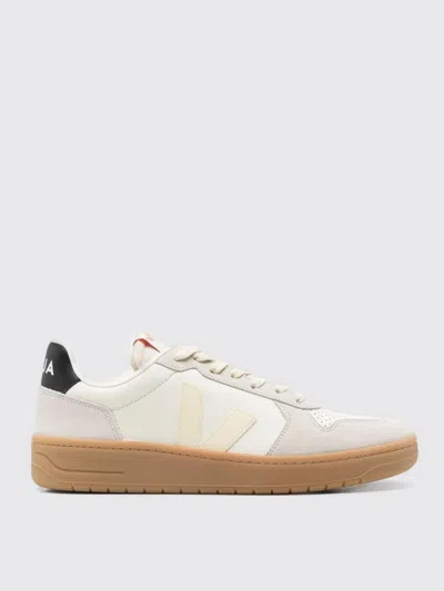 Veja Sneaker "v-82" In White