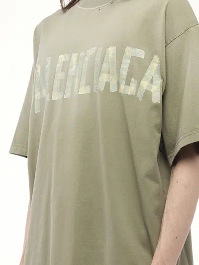 Balenciaga Tape Type Logo Print T-shirt In Verde Chiaro