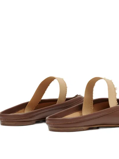 Maison Margiela Tabi Frayed Split-toe Leather Ballet Flats In Brown