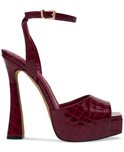 Steve Madden Sass Ankle Strap Platform Sandal