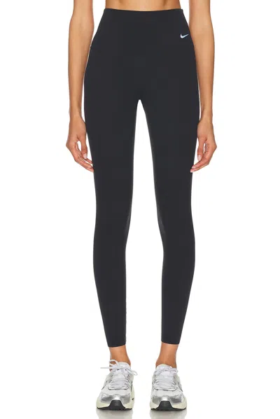 Nike High Waisted Stretch Leggings