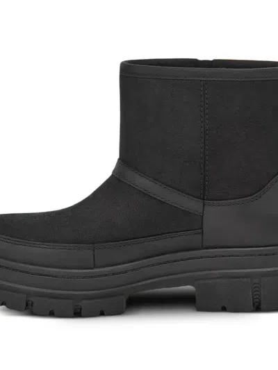 Ugg Ashton Zip Boots In Black