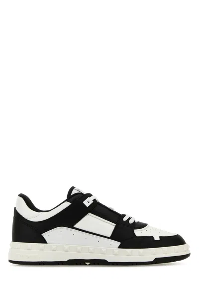 Valentino Garavani Low Sneakers Contrast Panels Perforated Toe Rubber Sole In Black