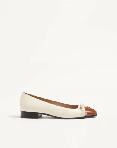 Valentino Leather Vlogo Signature Ballerinas In Neutral