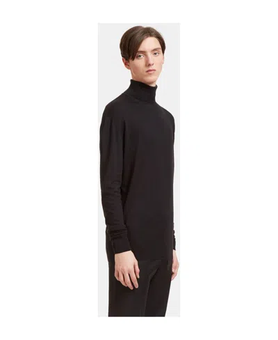 Aiezen Turtleneck Knitted Sweater In Black