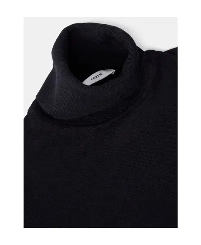 Aiezen Turtleneck Knitted Sweater In Black