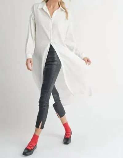 Sadie & Sage Spencer Long Button Down Shirt In White