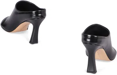 Bottega Veneta Rana Mule Sandals In Black
