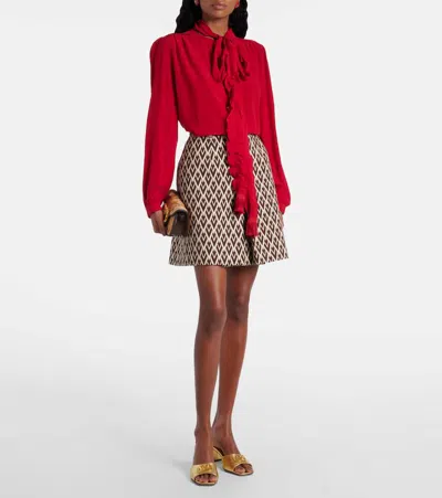 Valentino Garavani Valentino Vlogo Signature Leather Sandal In Gold