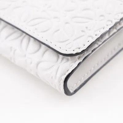 Pre-owned Loewe Repeat White Leather Long Wallet (bi-fold) ()