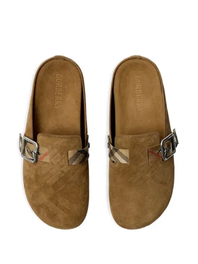 Burberry Suede Slippers With Buckle Detail And Textured Finish In Brown
