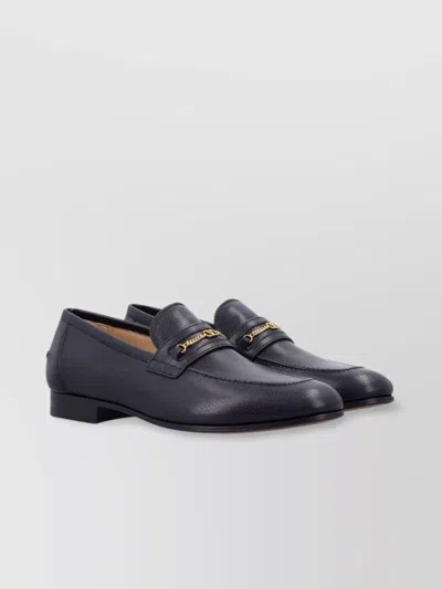 Valentino Garavani Vlogo Signautre Leather Loafers In Black