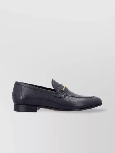 Valentino Garavani Vlogo Signautre Leather Loafers In Black