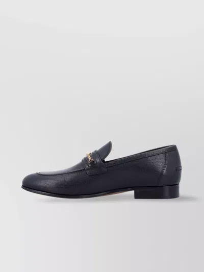 Valentino Garavani Vlogo Signautre Leather Loafers In Black