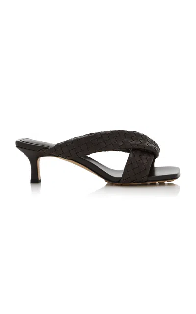 Bottega Veneta Riva Micro Woven Nappa Leather Kitten-heel Sandals In Burgundy