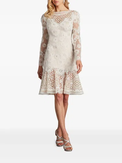 Tadashi Shoji Cfe25400m Short Long Sleeve Fitted Lace Cocktail Dress In White