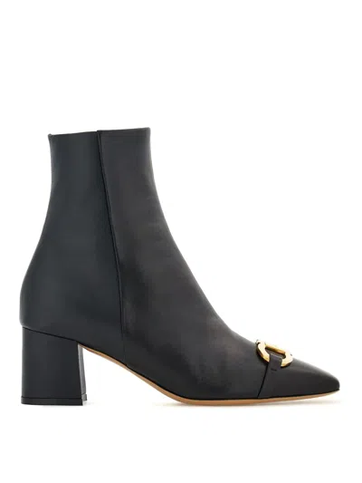Ferragamo Logo Boots