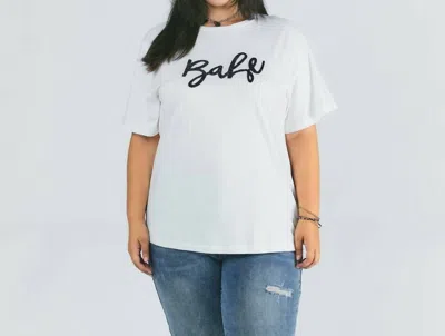 Davi & Dani Babe Short Sleeve Top In White