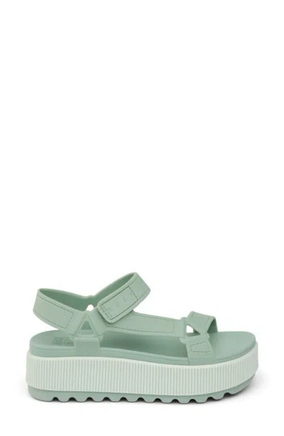 Reef Water Rem Hi Platform Sandal In Green