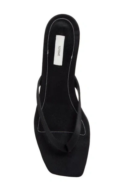Totême Toteme Satin Heeled Flip Flops In Black