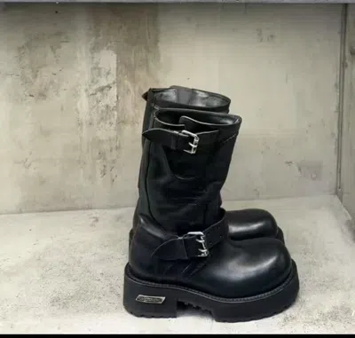 Balenciaga Venom Boots In Worn-out Effect Leather Shoes In Black