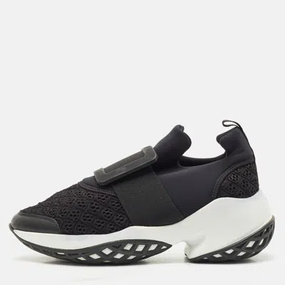Pre-owned Roger Vivier Black/white Mesh And Neoprene Viv Run Sneakers Size 38.5