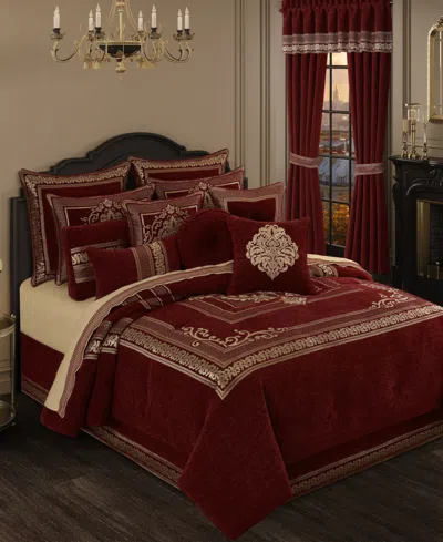 J Queen New York Laurenza 4-pc. Comforter Set, King