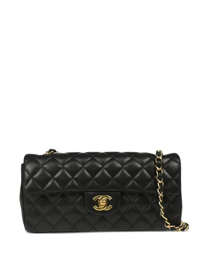 Pre-owned Chanel 2010 East West Shoulder Bag In Black