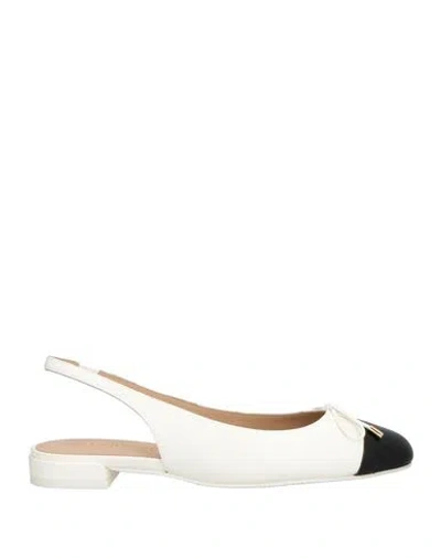 Stuart Weitzman Grey Slingback Ballet Shoes With Cap Toe And Bow Detail In Multi