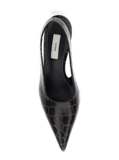 Totême Toteme Classic Croc-embossed Leather Slingback Pump In Brown