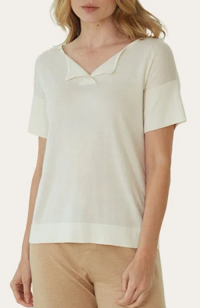 Oyun Split Neck Tee In White