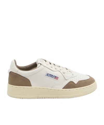 Autry "medalist Low" Sneaker In White