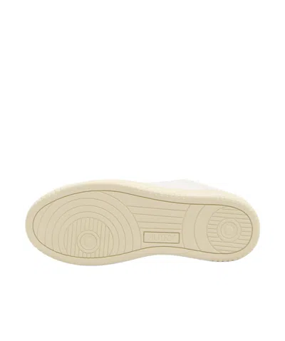 Autry "medalist Low" Sneaker In White