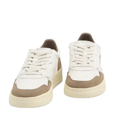 Autry "medalist Low" Sneaker In White