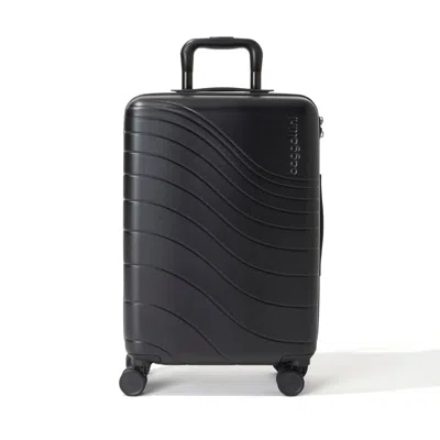 Baggallini Set Wave 22 In. 4 Wheel Hardside Carry-on Suitcase