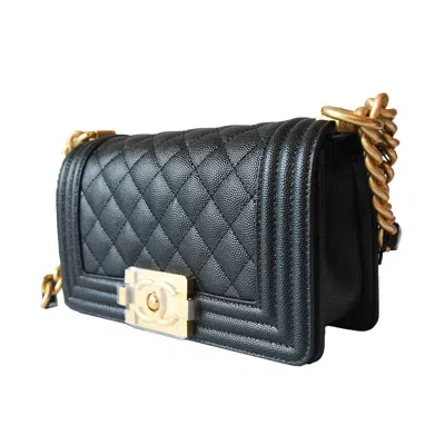 Pre-owned Chanel Caviar Quilted Medium Boy Flap Gold Hardware Black