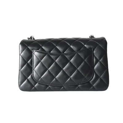 Pre-owned Chanel Lambskin Quilted Mini Rectangular Flap Bag Silver Hardware Black