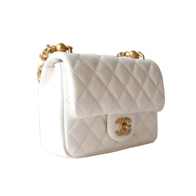Pre-owned Chanel Shiny Lambskin Quilted Pearl Twist Square Flap Bag Gold Hardware White