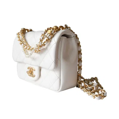 Pre-owned Chanel Shiny Lambskin Quilted Pearl Twist Square Flap Bag Gold Hardware White