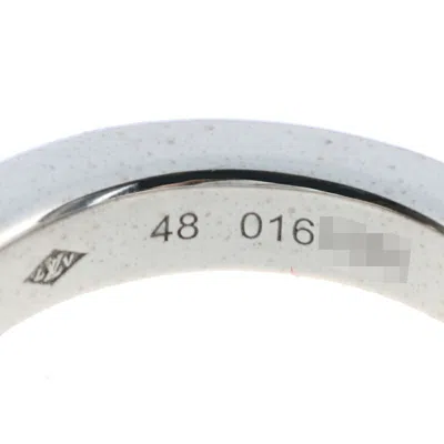 Pre-owned Louis Vuitton White Gold (18k) Band Ring ()