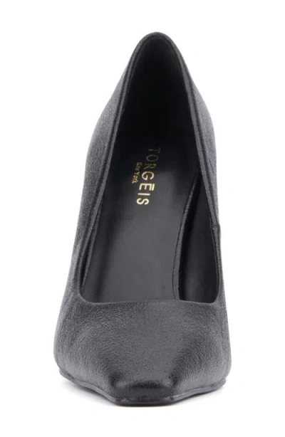 Torgeis Kamana Pointed Toe Pump