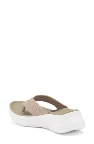 Skechers Kamaryn Thong Sandal In Nude